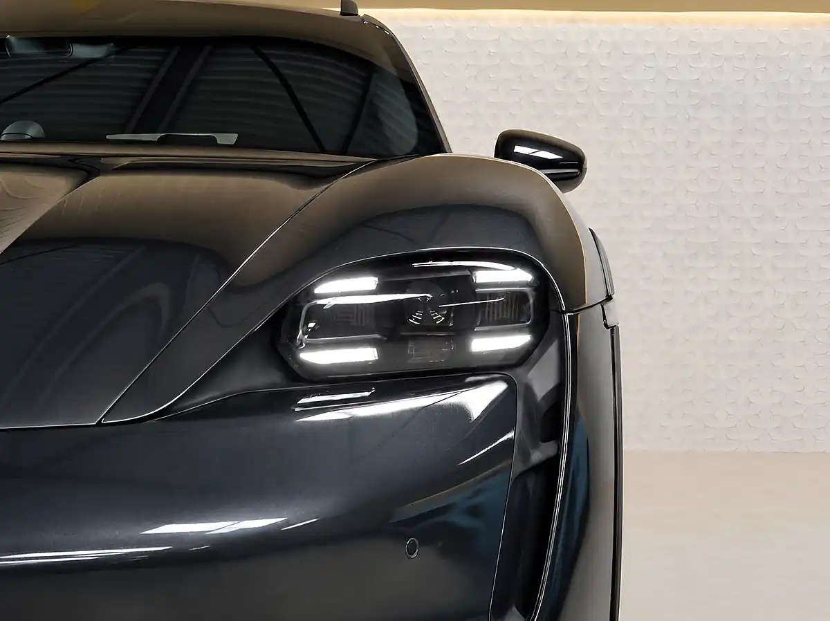 Used 2023 Porsche Taycan 4 Cross Turismo Performance Plus Volcano Grey - Interior and Exterior details 9