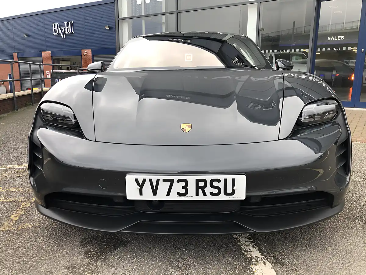 Used 2023 Porsche Taycan 4S Grey - Interior and Exterior details 2