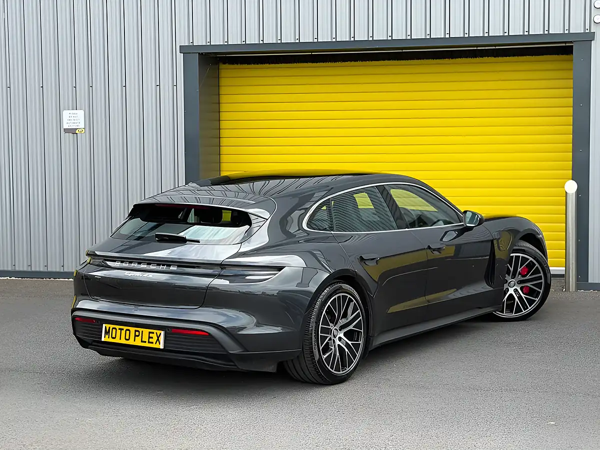 Used 2023 Porsche Taycan 4S Sport Turismo Volcano Grey - Interior and Exterior details 15