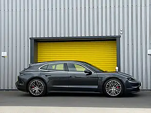 Used 2023 Porsche Taycan 4S Sport Turismo Volcano Grey - Interior and Exterior details 6