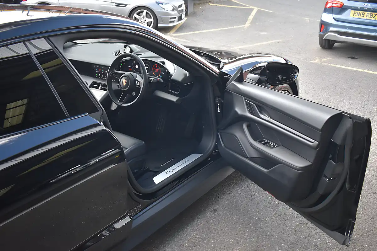 Used 2023 Porsche Taycan Performance Plus Black - Interior and Exterior details 11