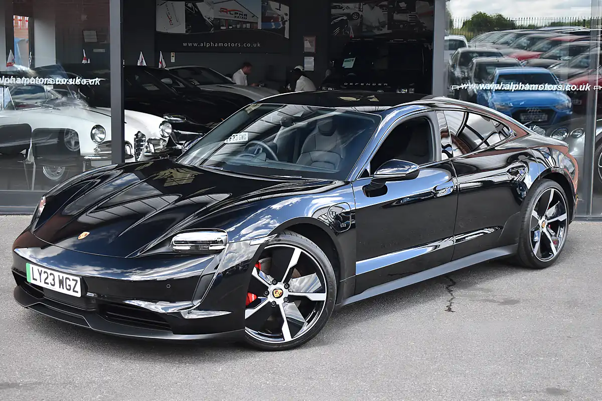 Used 2023 Porsche Taycan Performance Plus Black - Interior and Exterior details 4