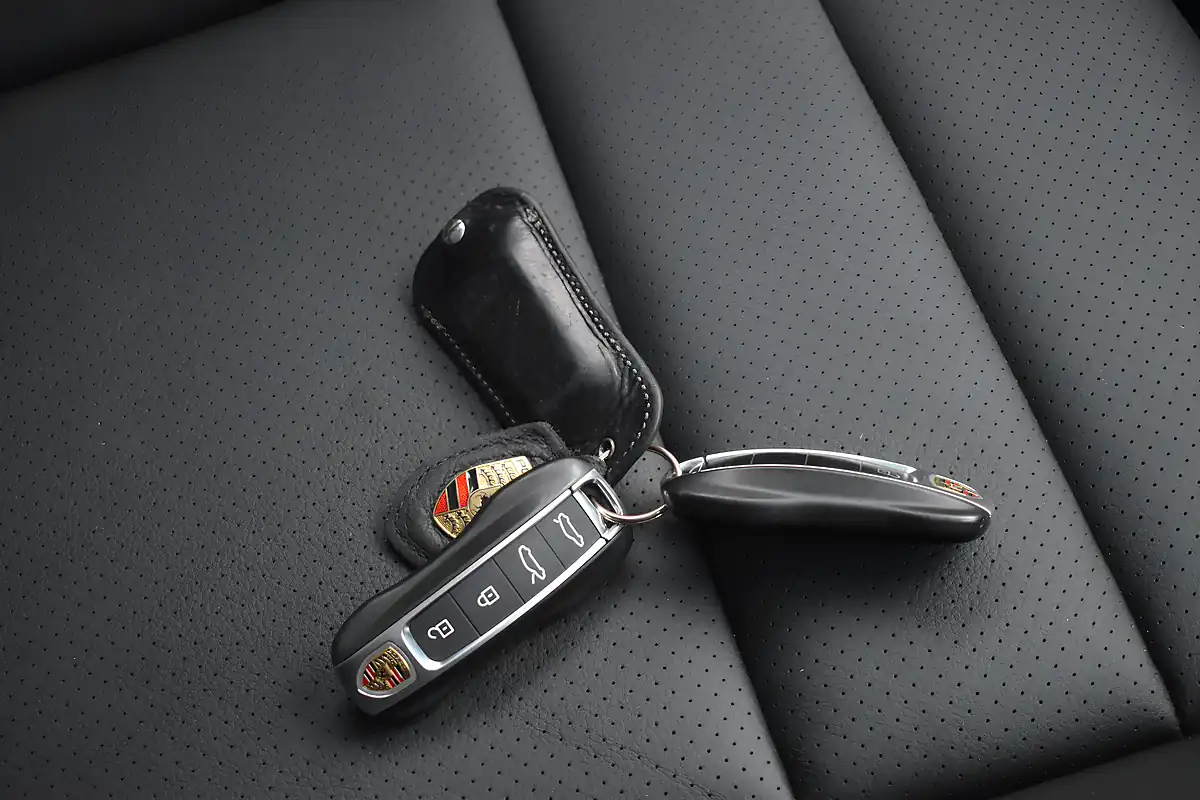 Used 2023 Porsche Taycan Performance Plus Jet Black - Interior and Exterior details 18