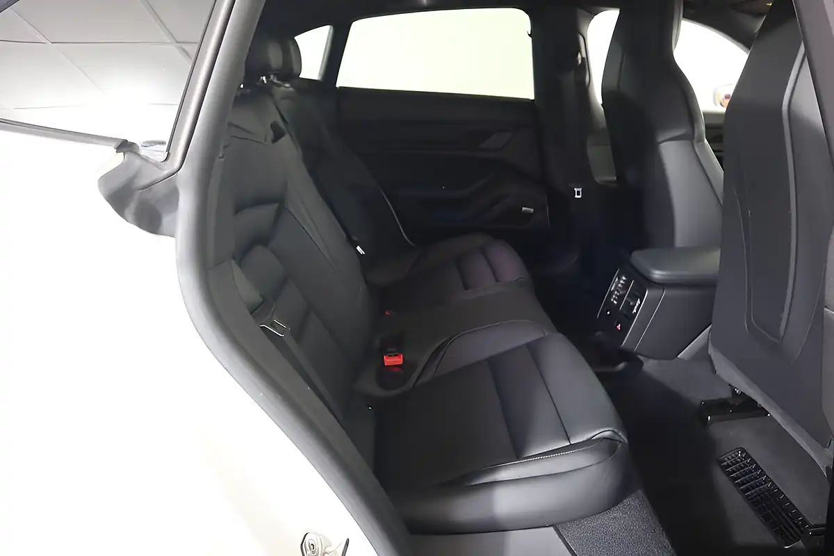 Used 2023 Porsche Taycan Performance Plus Sport Turismo White - Interior and Exterior details 10