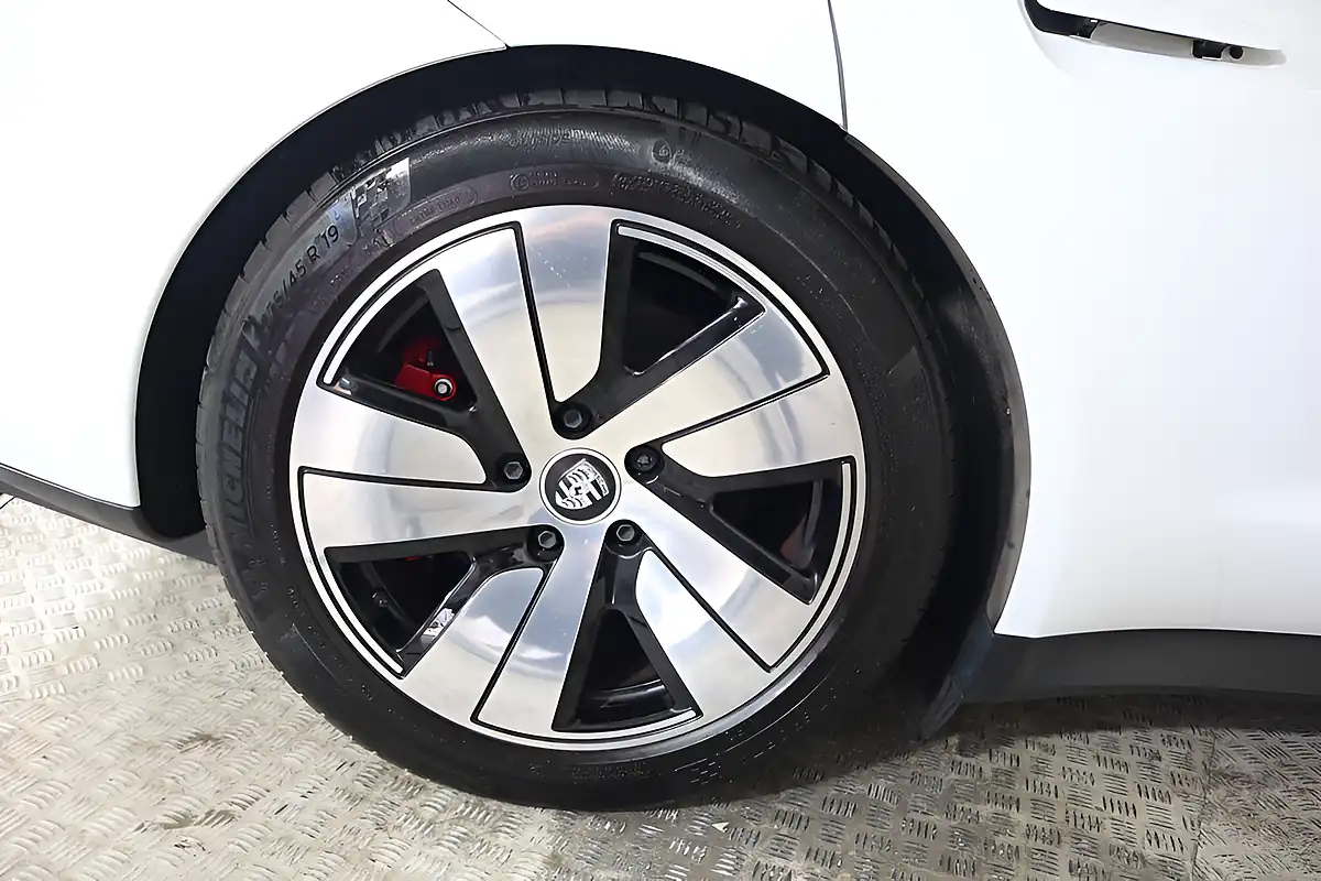 Used 2023 Porsche Taycan Performance Plus Sport Turismo White - Interior and Exterior details 14