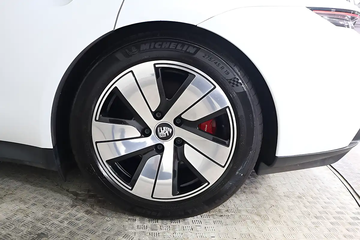 Used 2023 Porsche Taycan Performance Plus Sport Turismo White - Interior and Exterior details 15