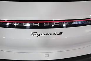 Used 2023 Porsche Taycan Performance Plus Sport Turismo White - Interior and Exterior details 19