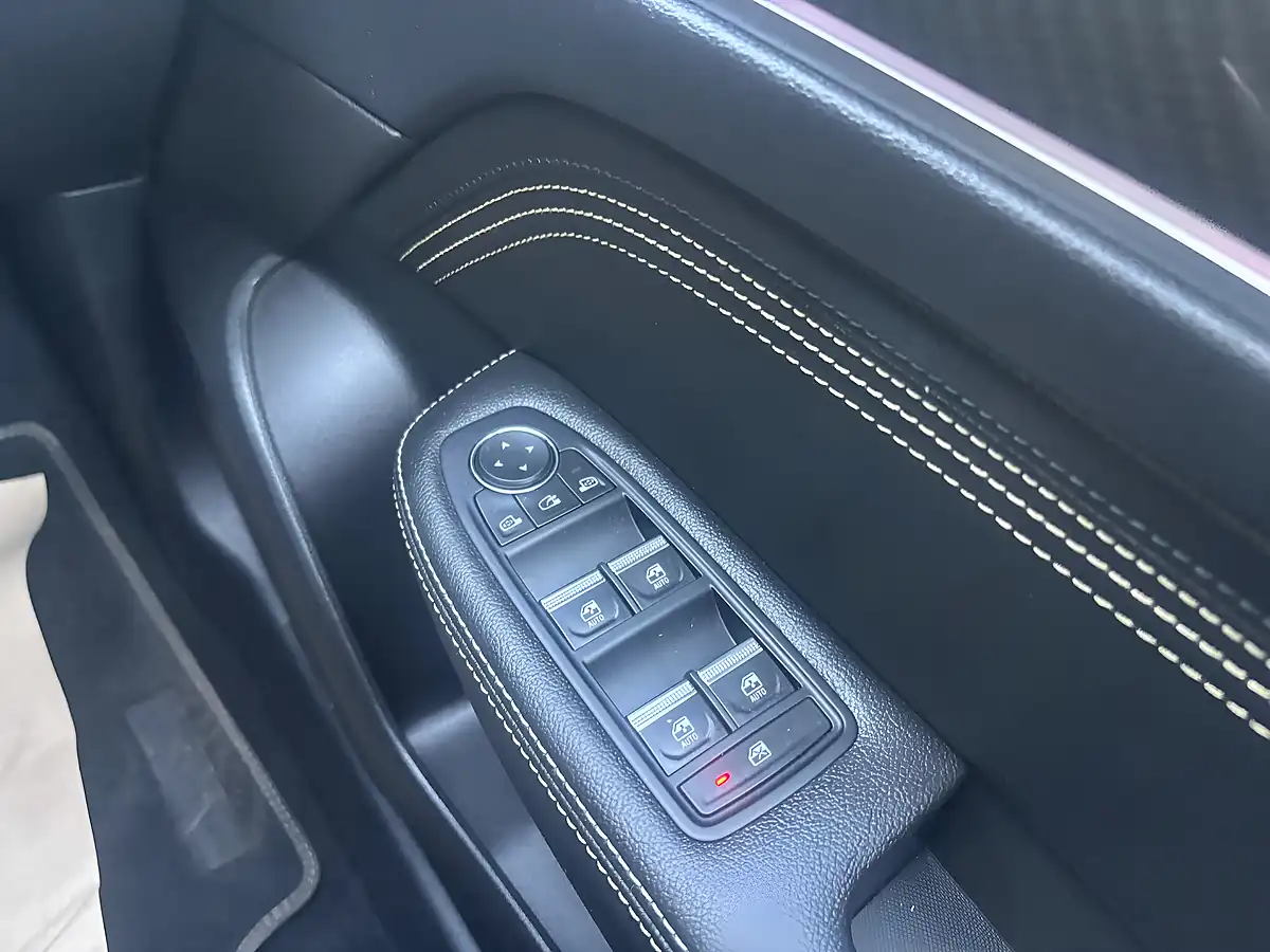 Used 2023 Renault Arkana Bose Edition Grey - Interior and Exterior details 20