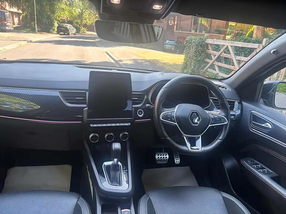Used 2023 Renault Arkana Bose Edition Grey - Interior and Exterior details 9