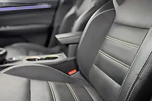 Used 2023 Renault Arkana E-Tech Engineered Black - Interior and Exterior details 13