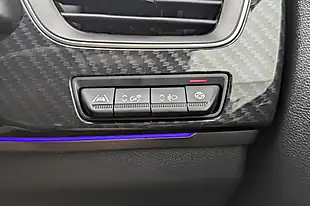 Used 2023 Renault Arkana E-Tech Engineered Black - Interior and Exterior details 15