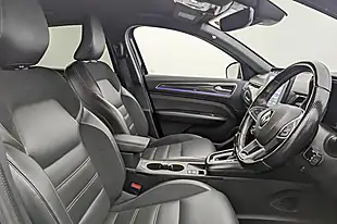Used 2023 Renault Arkana E-Tech Engineered Black - Interior and Exterior details 2