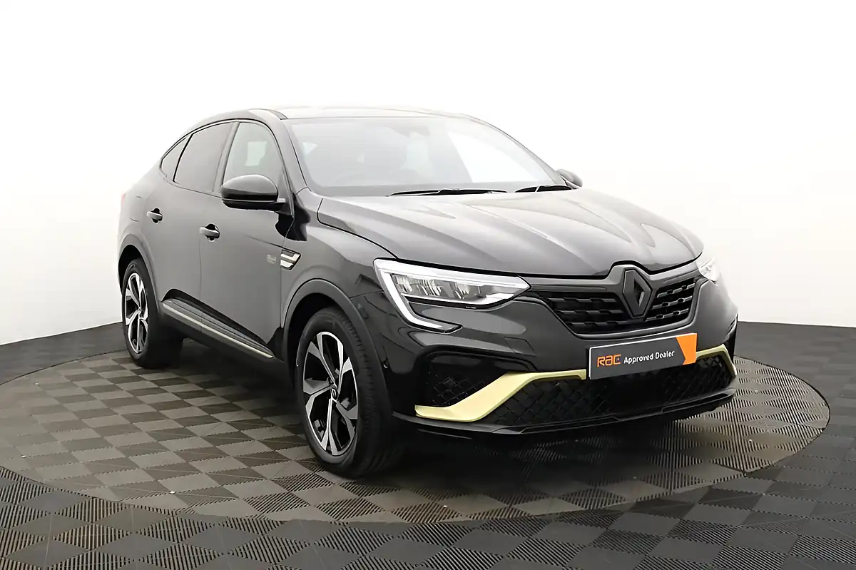 Used 2023 Renault Arkana E-Tech Engineered Black - Interior and Exterior details 8