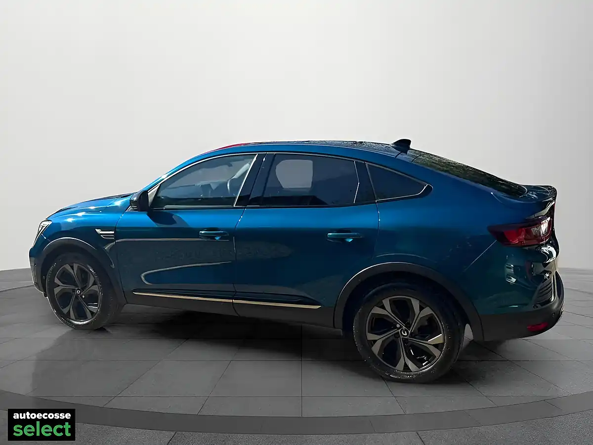 Used 2023 Renault Arkana E-Tech Engineered Blue - Interior and Exterior details 8