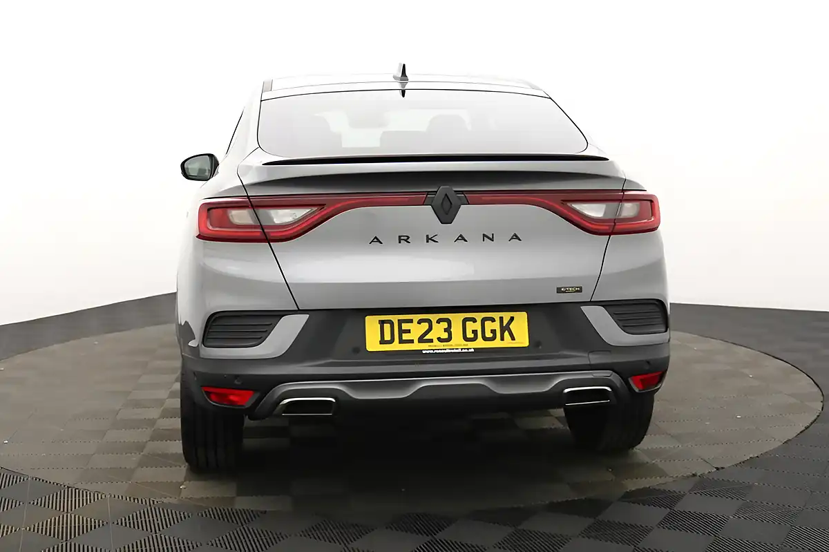 Used 2023 Renault Arkana E-Tech Engineered Grey - Interior and Exterior details 8