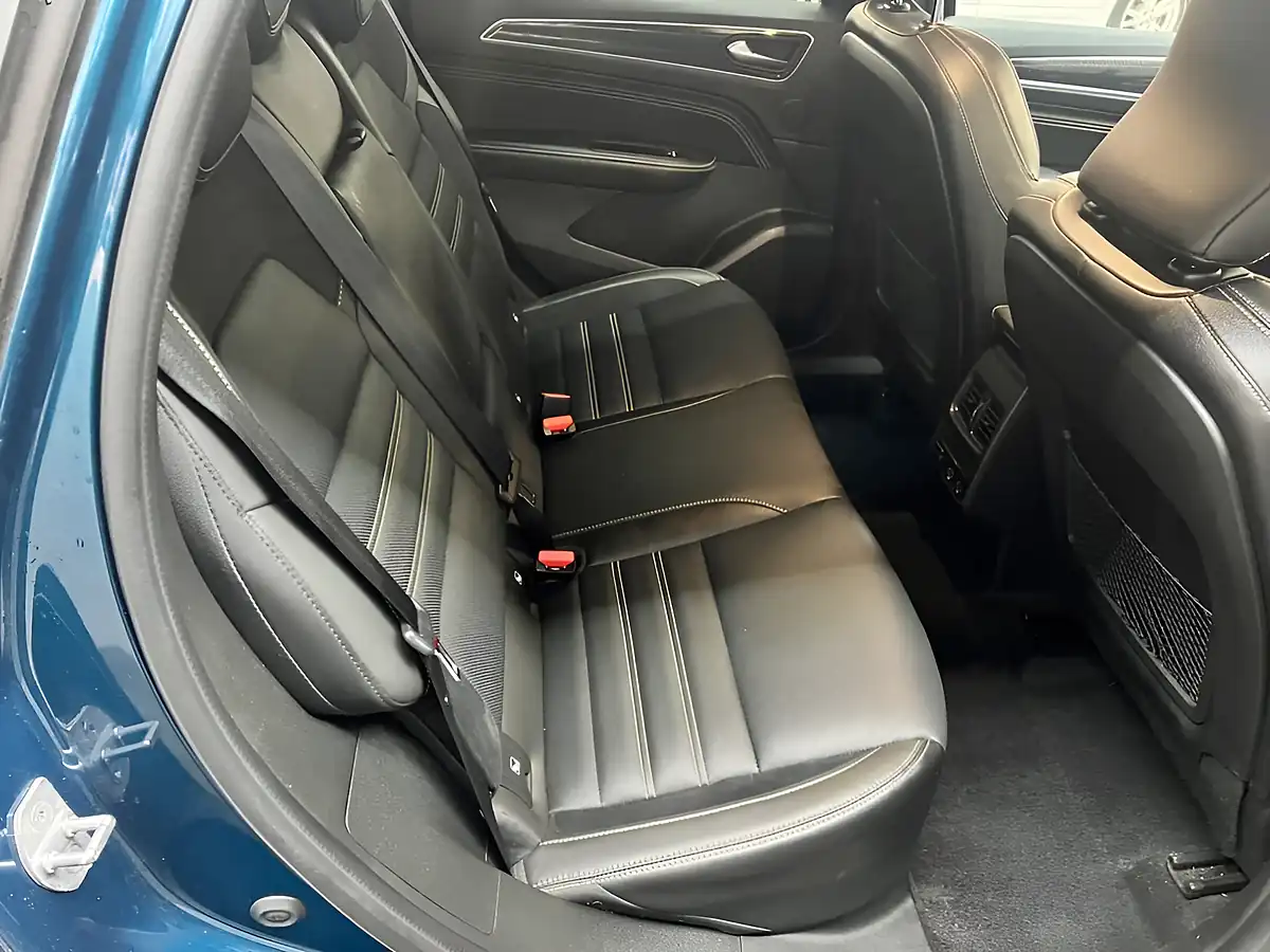 Used 2023 Renault Arkana Engineered Blue - Interior and Exterior details 13