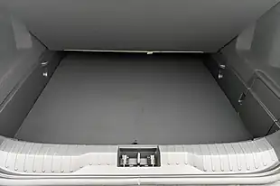 Used 2023 Renault Arkana R.s. Line Black - Interior and Exterior details 16
