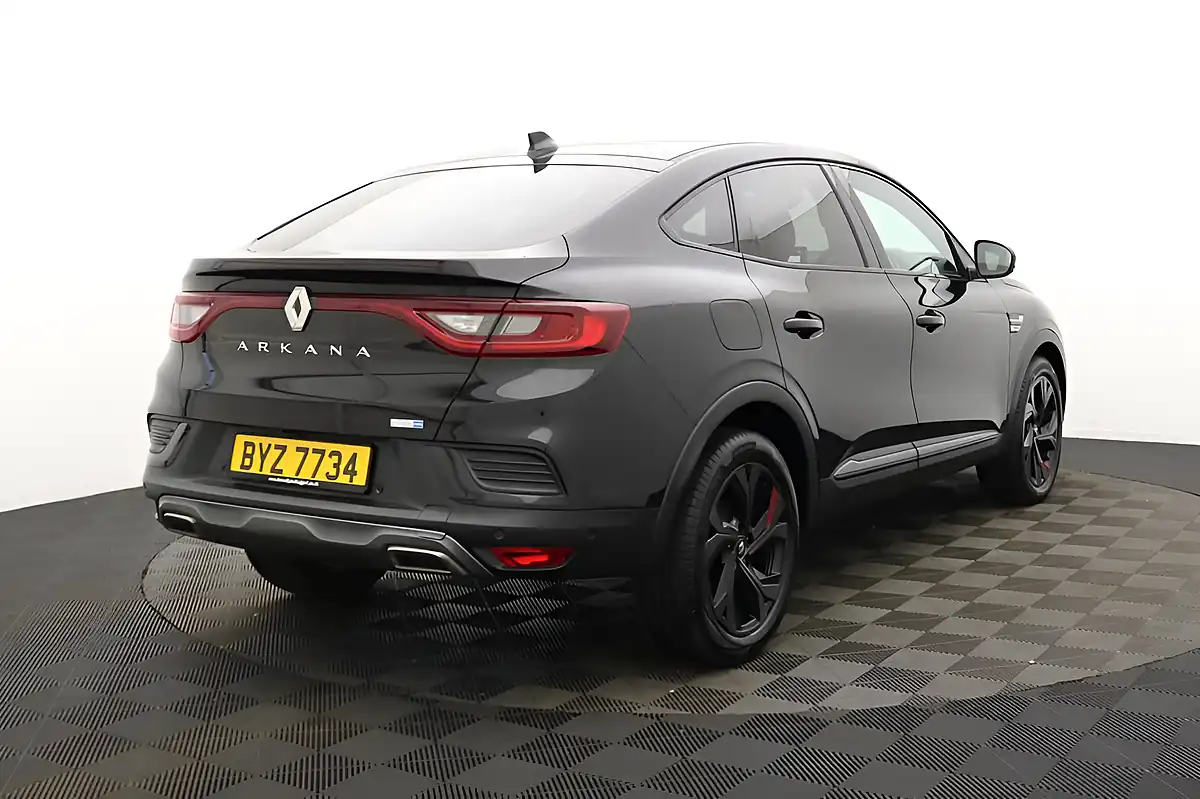 Used 2023 Renault Arkana R.s. Line Black - Interior and Exterior details 3