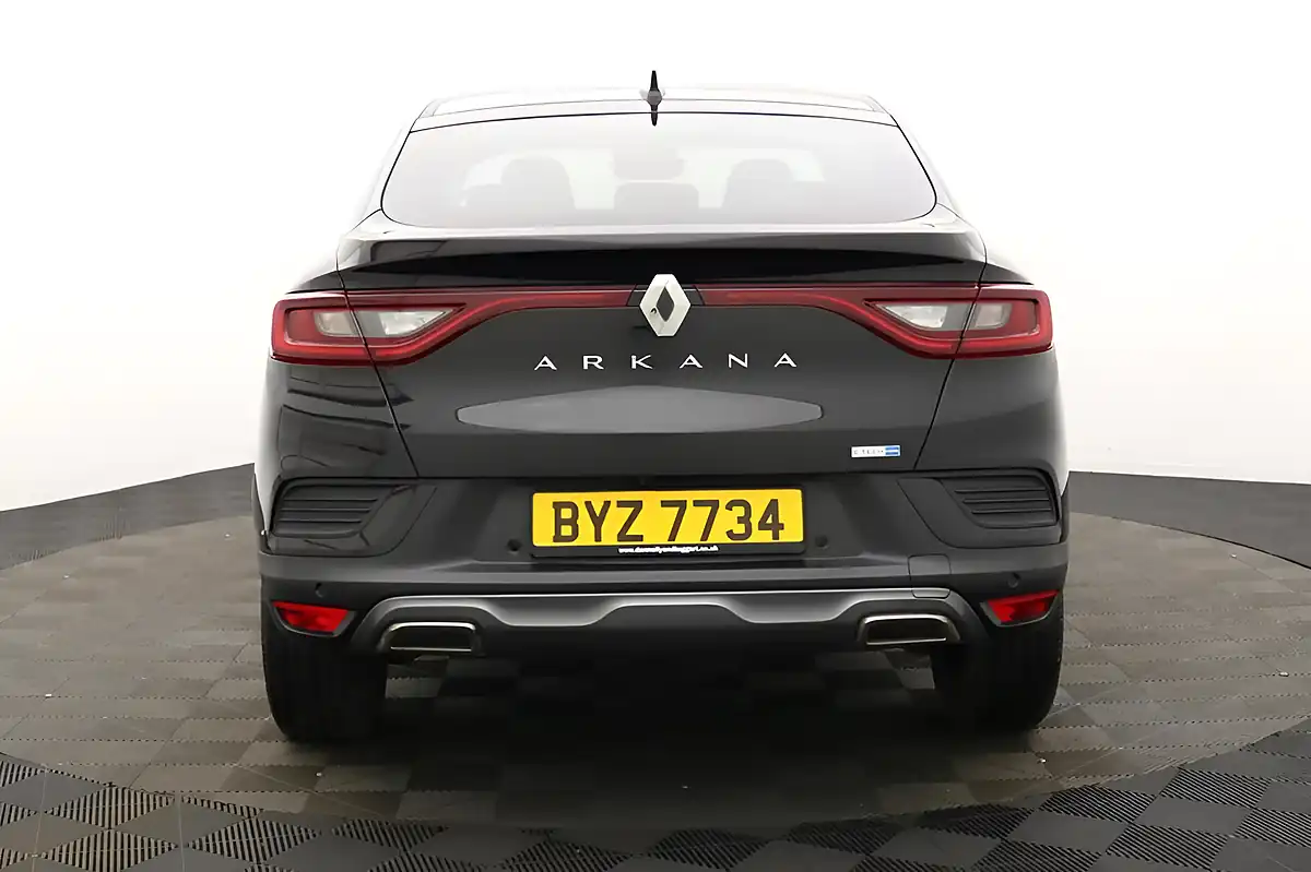 Used 2023 Renault Arkana R.s. Line Black - Interior and Exterior details 4
