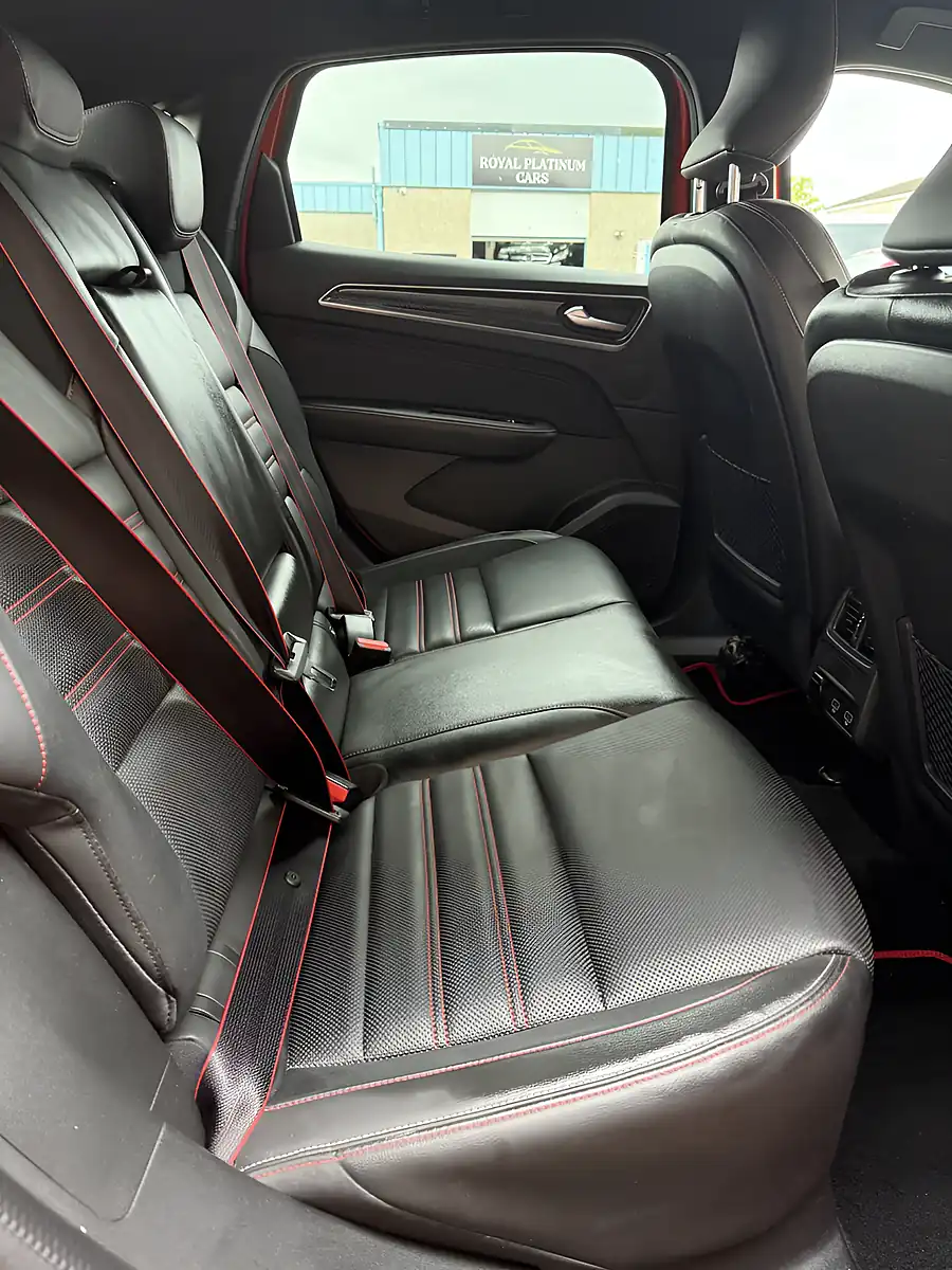 Used 2023 Renault Arkana R.s. Line Orange - Interior and Exterior details 9