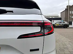 Used 2023 Renault Austral Iconic Esprit Alpine White - Interior and Exterior details 19