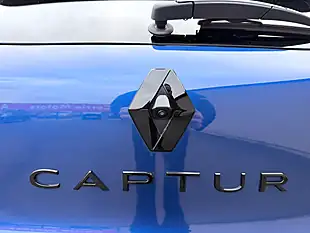 Used 2023 Renault Captur E-Tech Engineered Blue - Interior and Exterior details 10