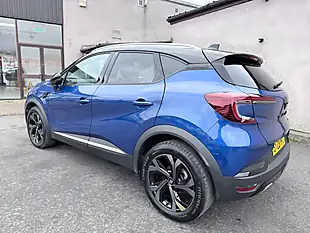 Used 2023 Renault Captur E-Tech Engineered Blue - Interior and Exterior details 7