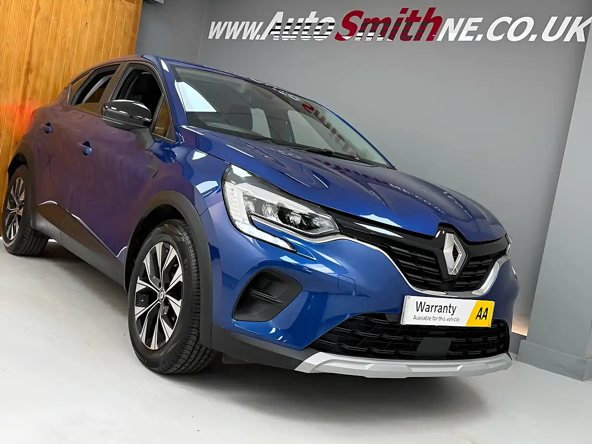 Used 2023 Renault Captur Evolution Blue - Interior and Exterior details 11