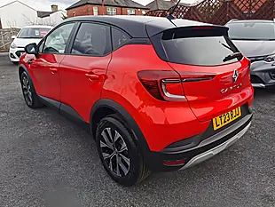 Used 2023 Renault Captur Evolution Flame Red/Diamond Black Roof - Interior and Exterior details 4