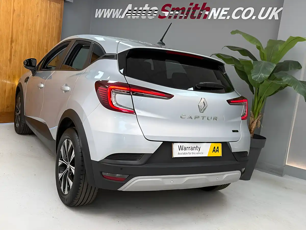 Used 2023 Renault Captur Evolution Highland Grey - Interior and Exterior details 20