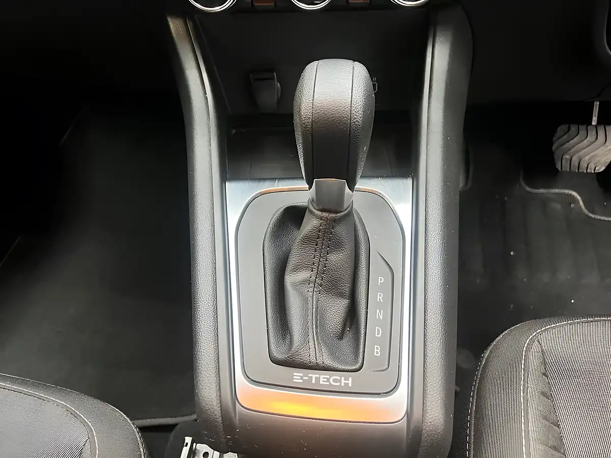 Used 2023 Renault Captur Evolution Red - Interior and Exterior details 10