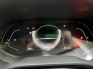 Used 2023 Renault Captur Evolution Red - Interior and Exterior details 17