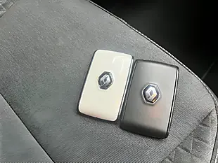 Used 2023 Renault Captur Evolution Red - Interior and Exterior details 18