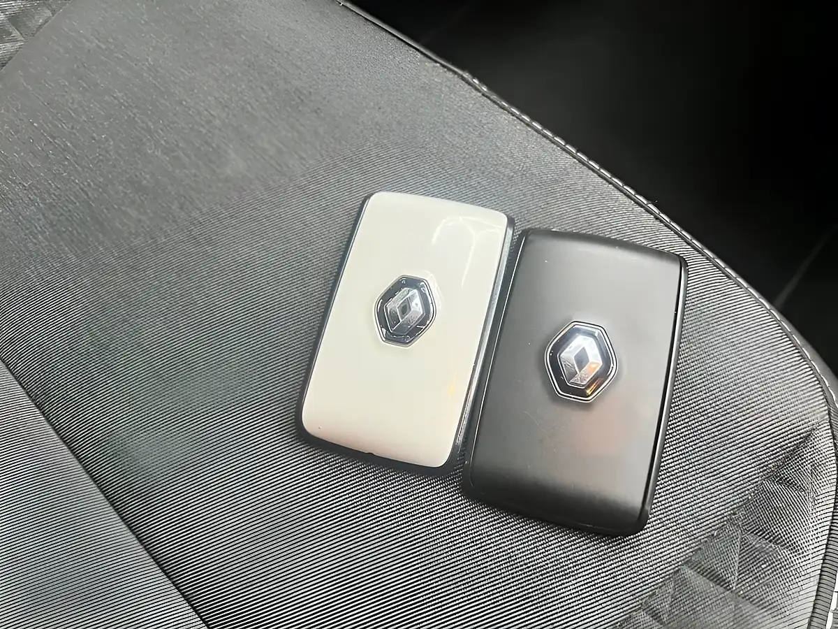 Used 2023 Renault Captur Evolution Red - Interior and Exterior details 18