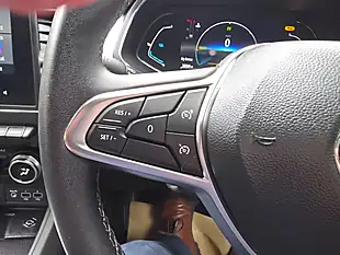Used 2023 Renault Captur Techno Blue - Interior and Exterior details 14