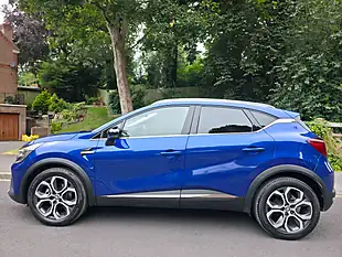 Used 2023 Renault Captur Techno Blue - Interior and Exterior details 5
