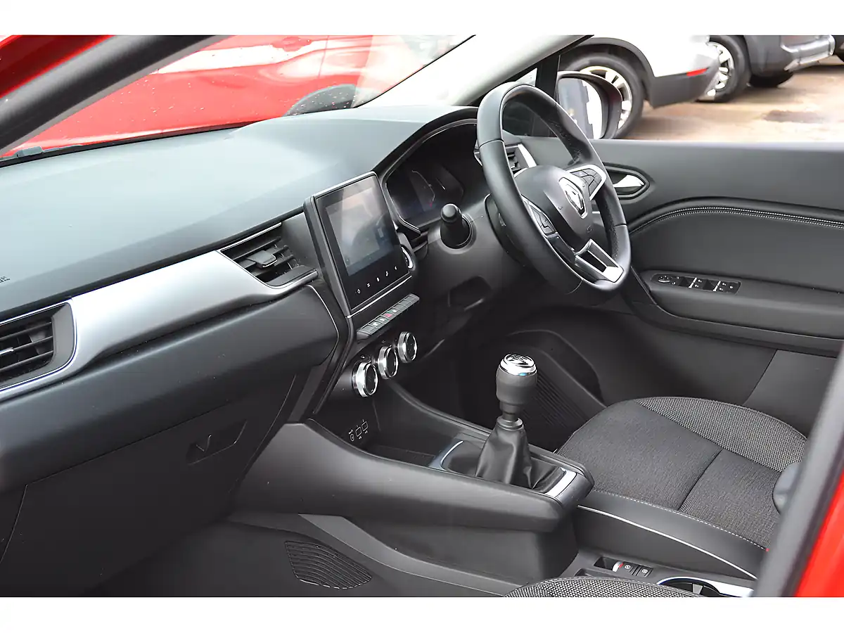 Used 2023 Renault Captur Techno Flame Red - Interior and Exterior details 13