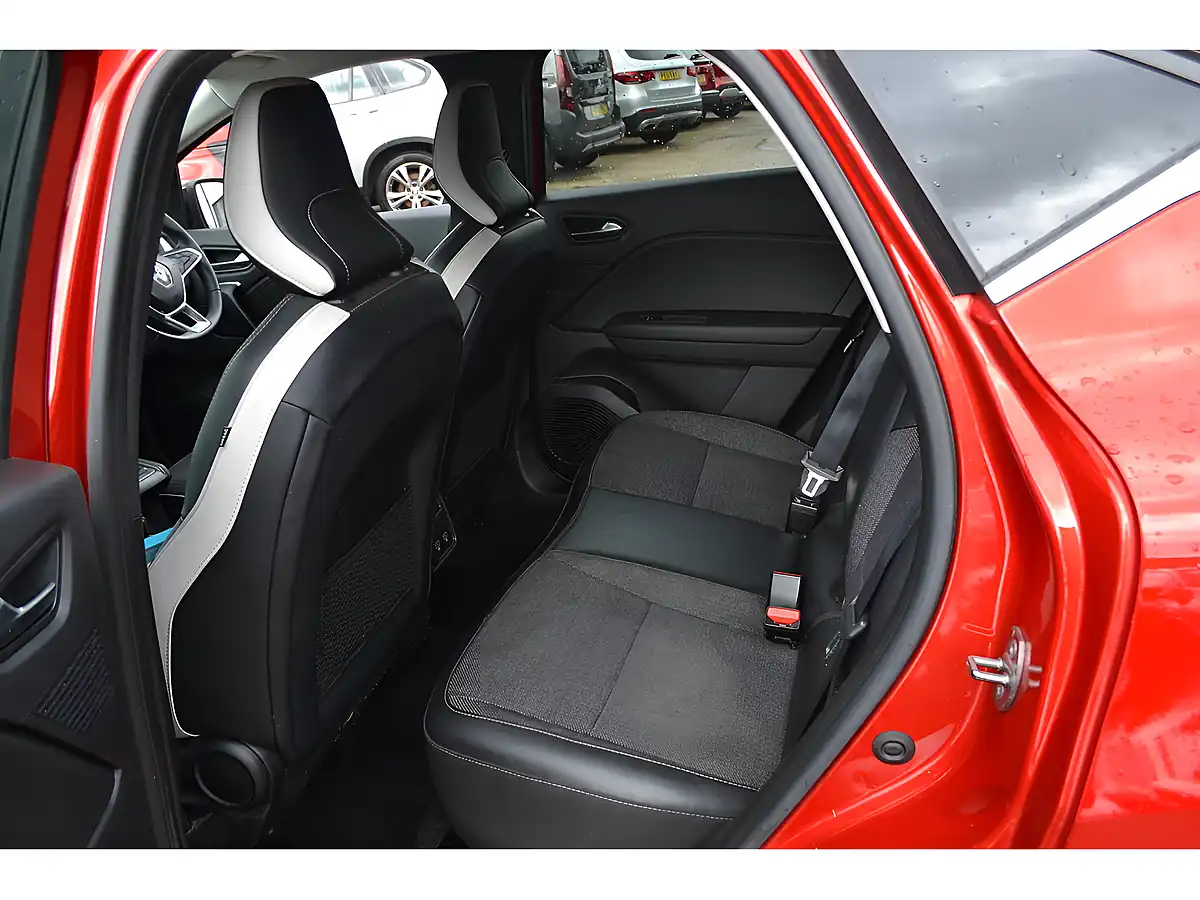 Used 2023 Renault Captur Techno Flame Red - Interior and Exterior details 15