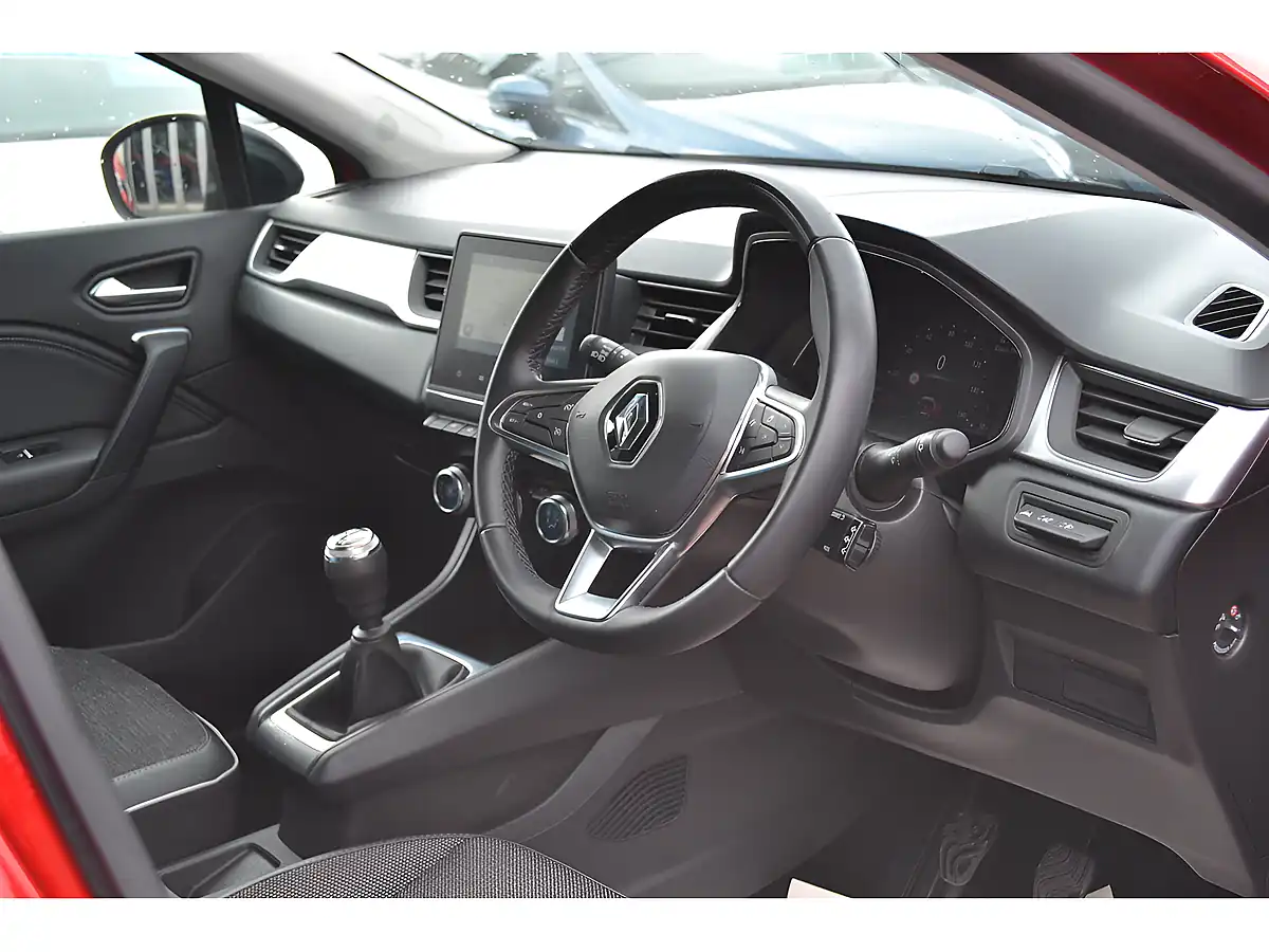 Used 2023 Renault Captur Techno Flame Red - Interior and Exterior details 20