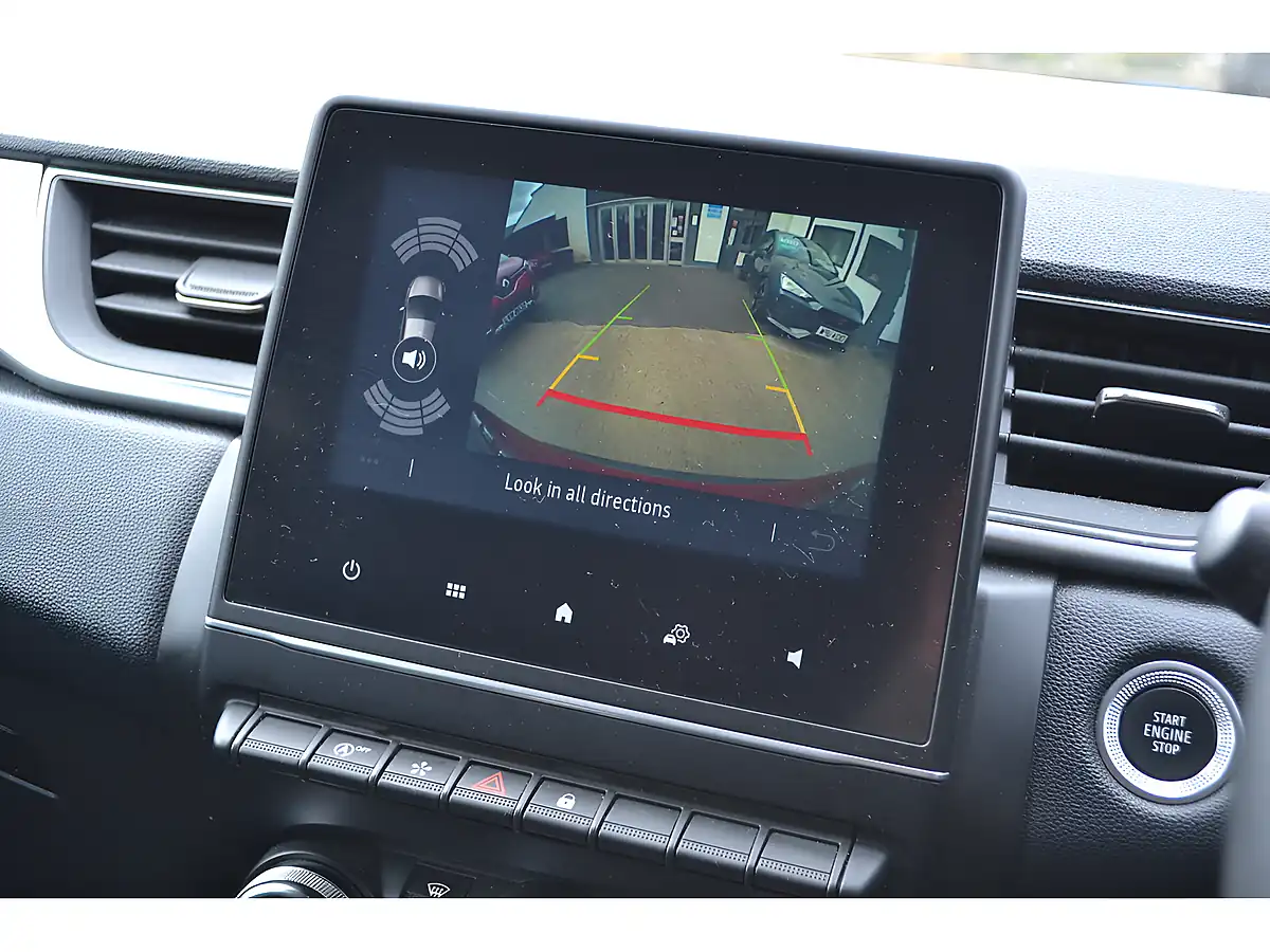 Used 2023 Renault Captur Techno Flame Red - Interior and Exterior details 5