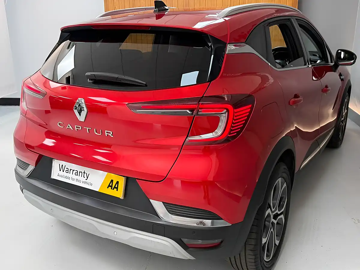 Used 2023 Renault Captur Techno Red - Interior and Exterior details 19