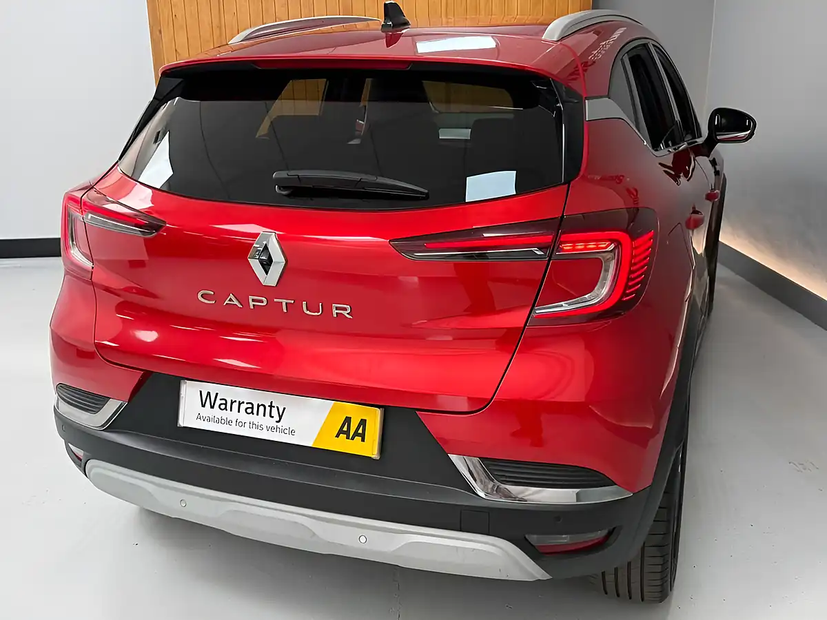 Used 2023 Renault Captur Techno Red - Interior and Exterior details 20