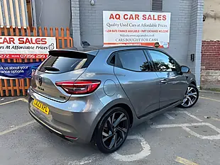 Used 2023 Renault Clio E-Tech Engineered Grey - Interior and Exterior details 7