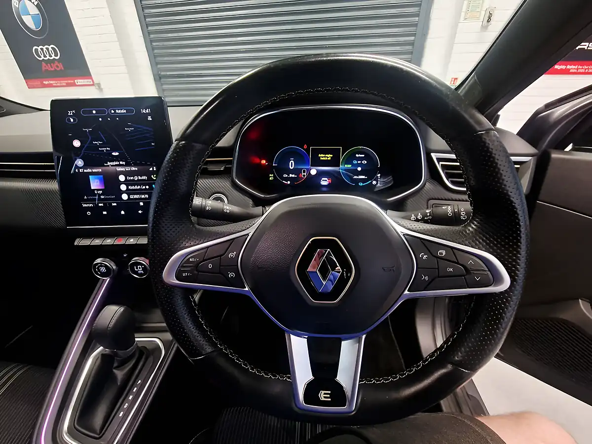 Used 2023 Renault Clio Engineered Grey - Interior and Exterior details 17