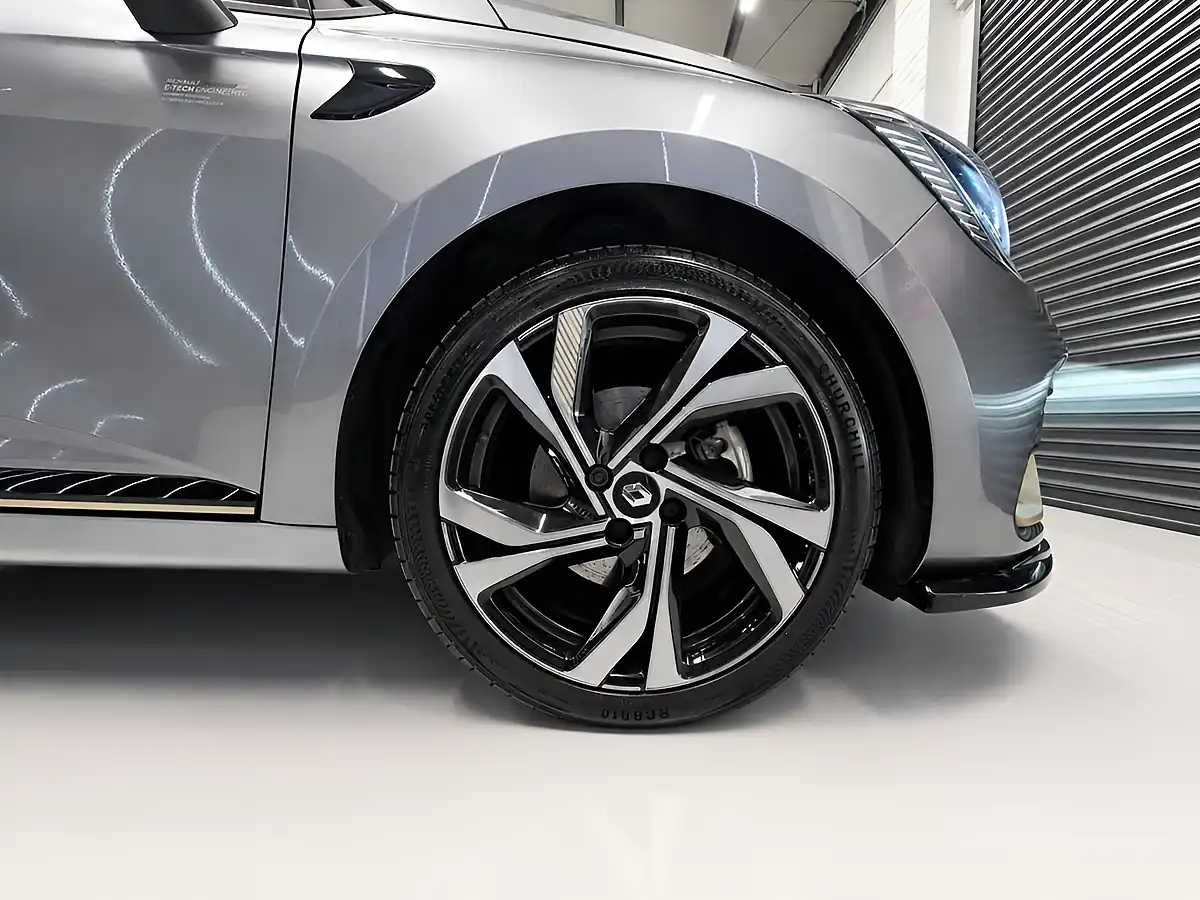 Used 2023 Renault Clio Engineered Grey - Interior and Exterior details 3