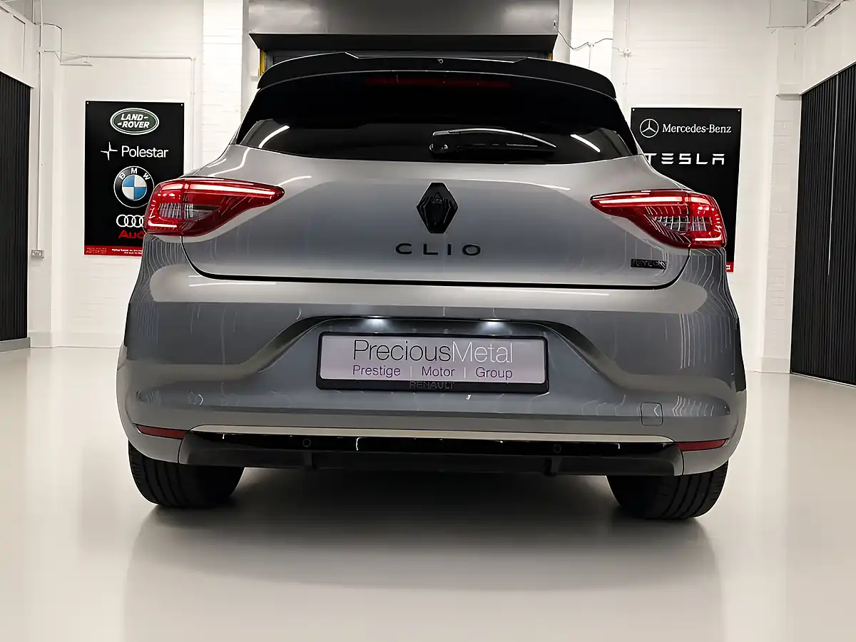 Used 2023 Renault Clio Engineered Grey - Interior and Exterior details 4
