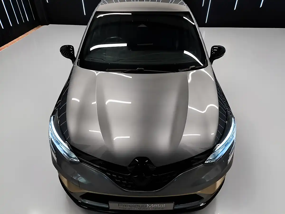 Used 2023 Renault Clio Engineered Grey - Interior and Exterior details 7