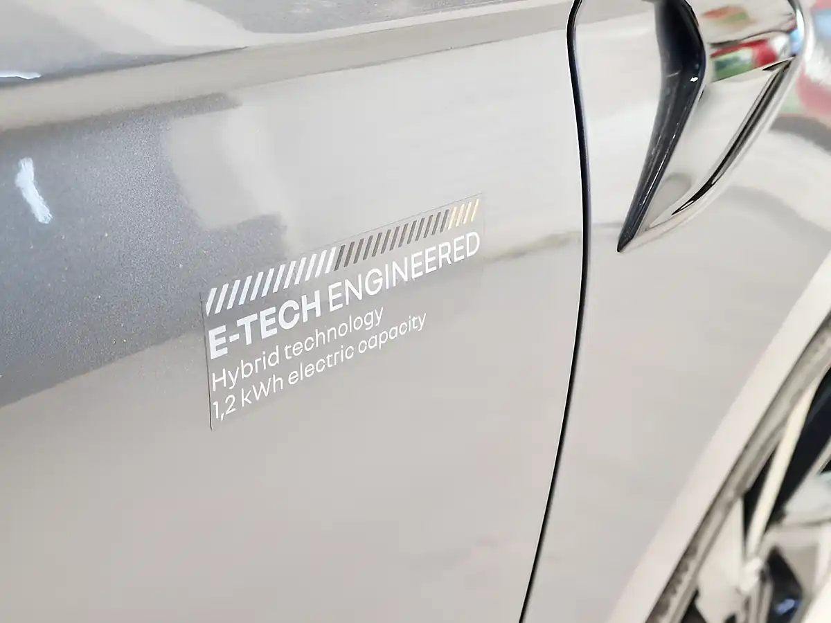 Used 2023 Renault Clio Engineered Grey - Interior and Exterior details 9