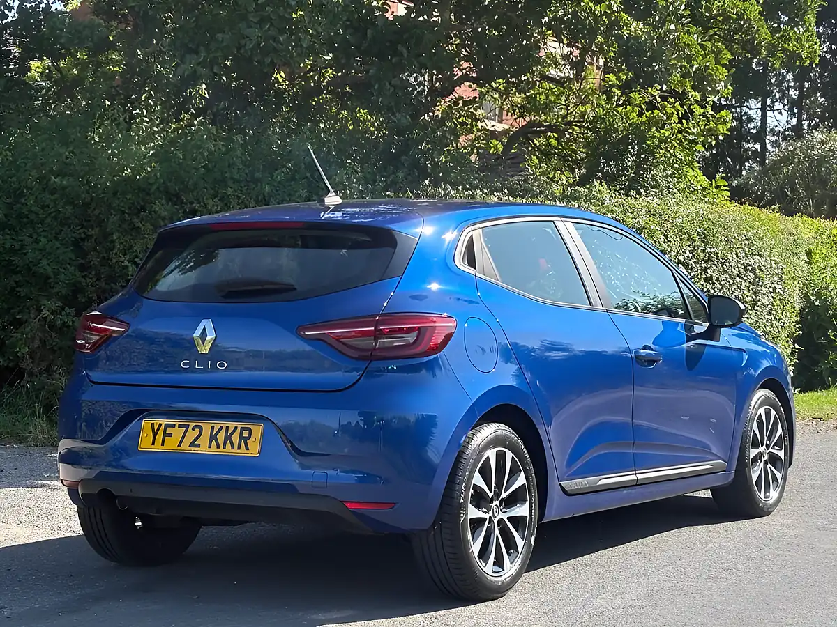 Used 2023 Renault Clio Evolution Blue - Interior and Exterior details 3