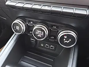 Used 2023 Renault Clio Evolution Blue - Interior and Exterior details 13